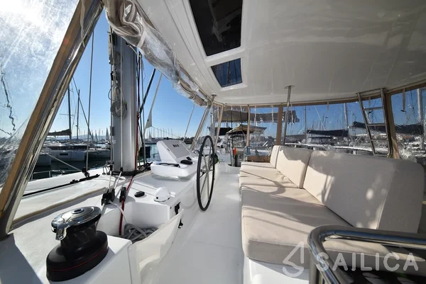 Lagoon 50 - Yacht Charter Sailica