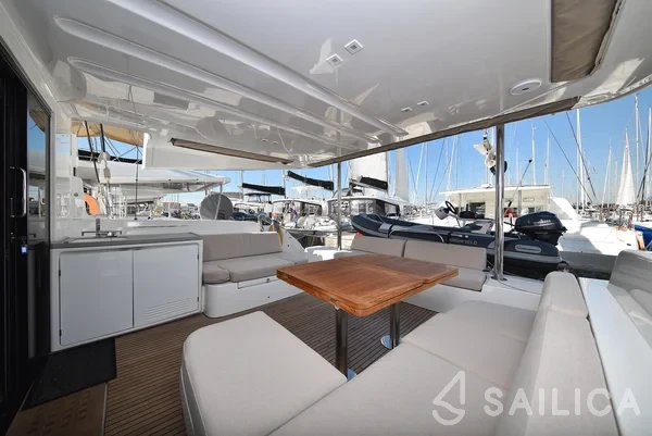 Lagoon 50 - Yacht Charter Sailica
