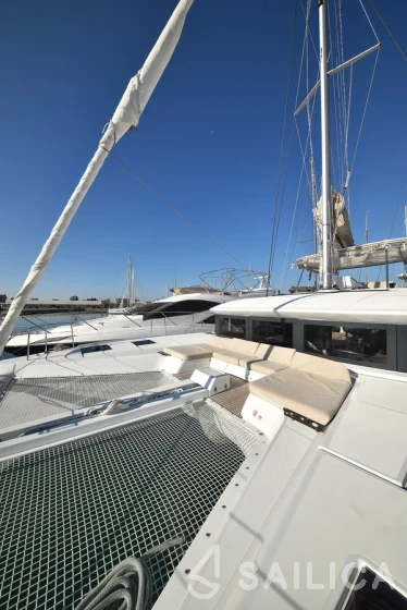Lagoon 50 - Yacht Charter Sailica