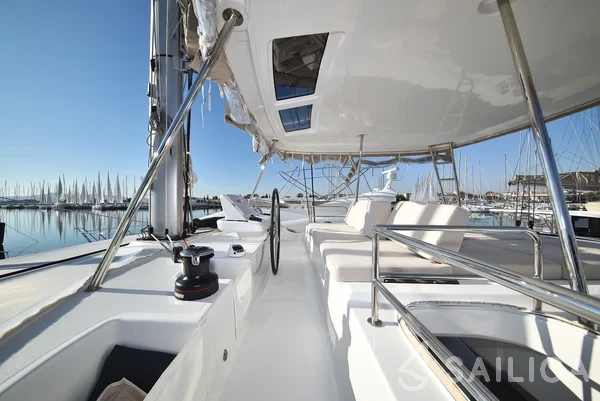 Lagoon 50 - Yacht Charter Sailica