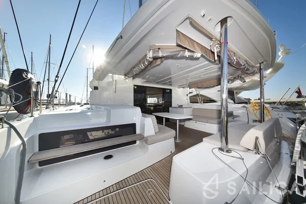 Lagoon 50 - Yacht Charter Sailica