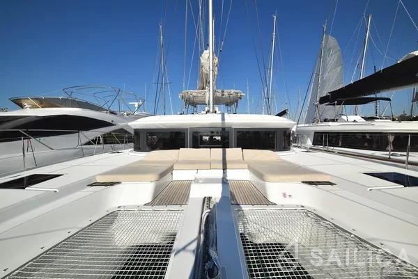 Lagoon 50 - Yacht Charter Sailica
