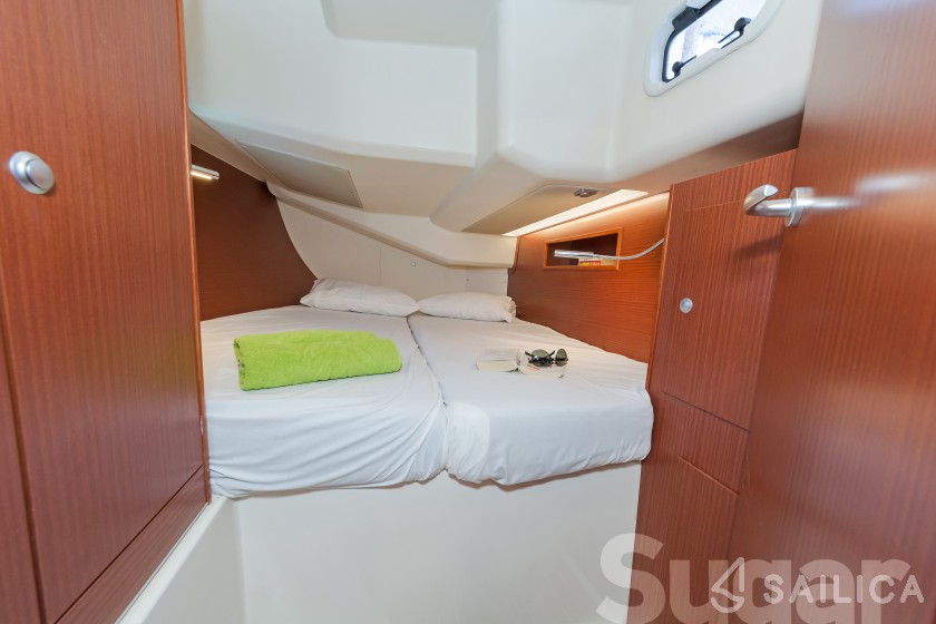 Hanse 455 - Yacht Charter Sailica