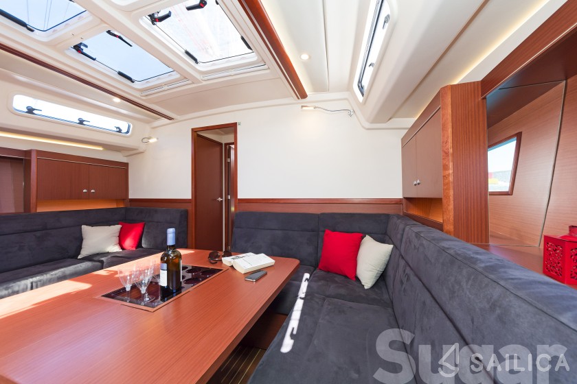 Hanse 455 - Yacht Charter Sailica
