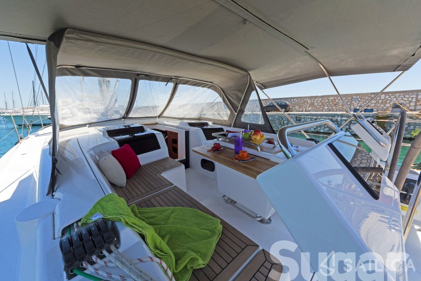 Hanse 455 - Yacht Charter Sailica