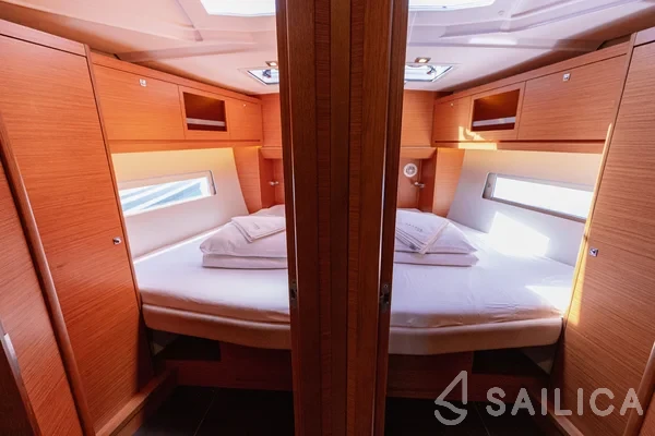 Dufour 470 - Yacht Charter Sailica