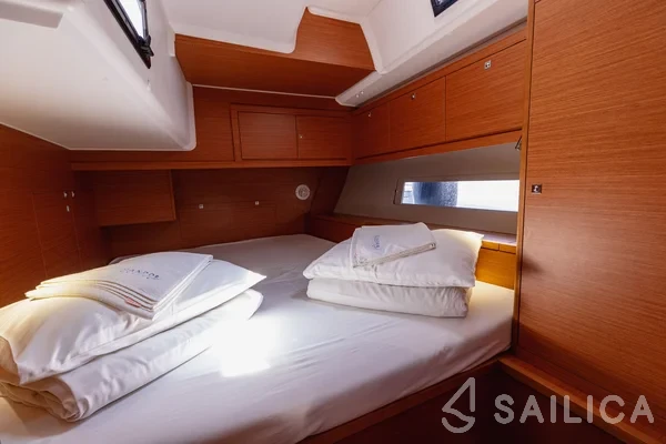 Dufour 470 - Yacht Charter Sailica