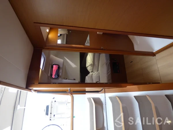 Sun Odyssey 519 - Yacht Charter Sailica