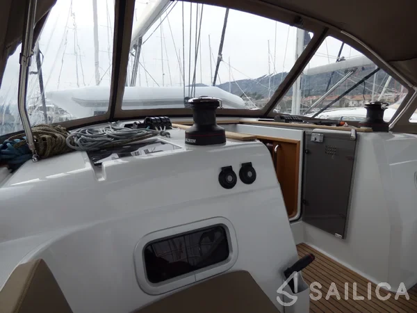 Sun Odyssey 519 - Yacht Charter Sailica