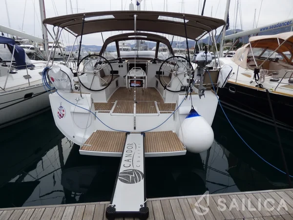 Sun Odyssey 519 - Yacht Charter Sailica