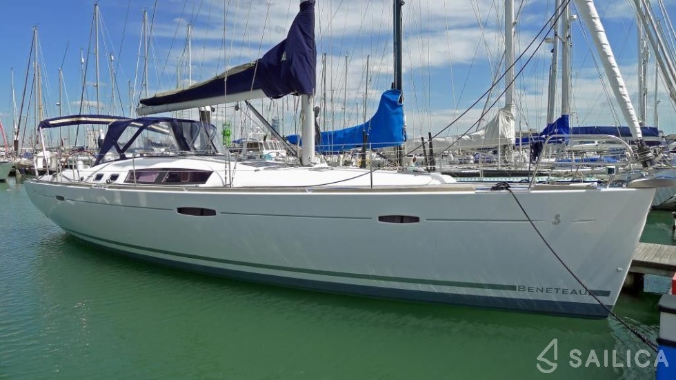 Oceanis 46 - Yacht Charter Sailica