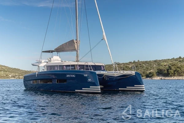 Dufour 48 - Yacht Charter Sailica