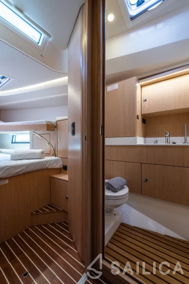 Bavaria C45 - Yacht Charter Sailica