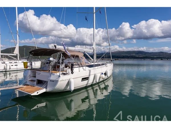 Bavaria C45 - Yacht Charter Sailica
