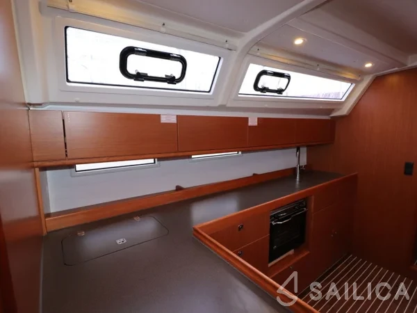 Bavaria 46 - Yacht Charter Sailica