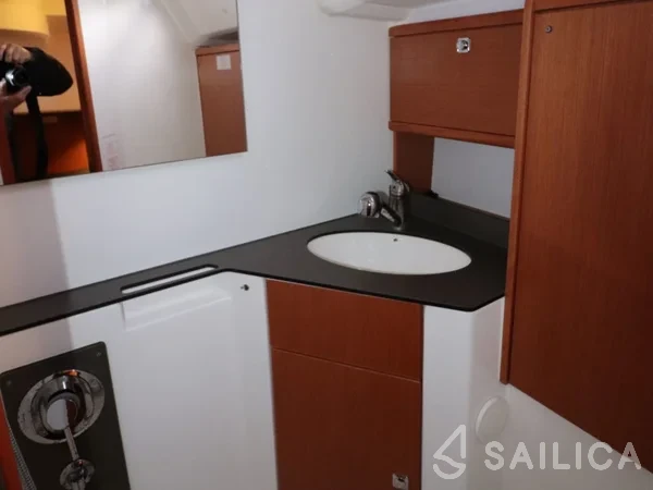Bavaria 46 - Yacht Charter Sailica