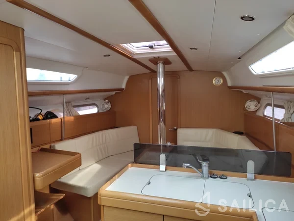 Sun Odyssey 36i - Yacht Charter Sailica