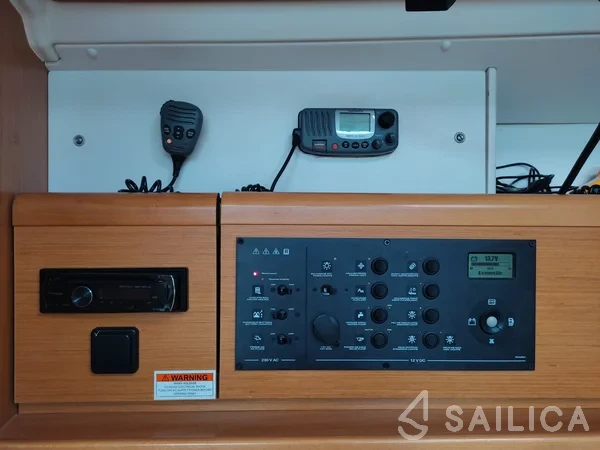 Sun Odyssey 36i - Yacht Charter Sailica