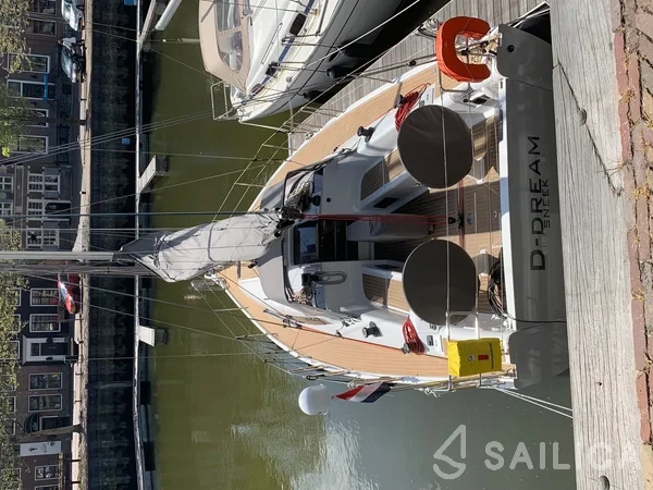 Dehler 42 - Yacht Charter Sailica