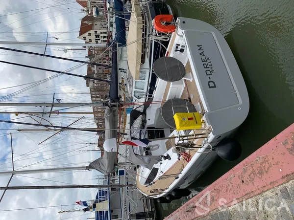 Dehler 42 - Yacht Charter Sailica