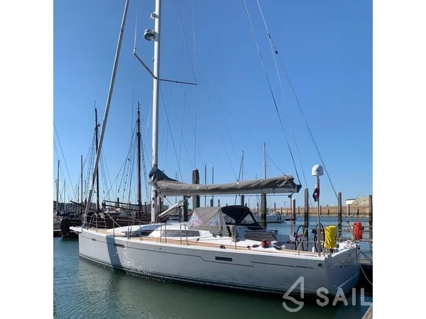 Dehler 42 - Yacht Charter Sailica