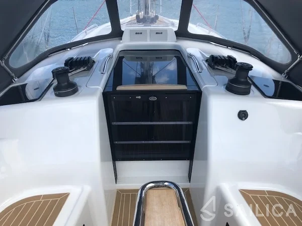 Dehler 42 - Yacht Charter Sailica