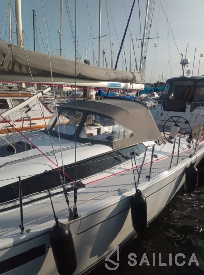 Dehler 38 - Yacht Charter Sailica
