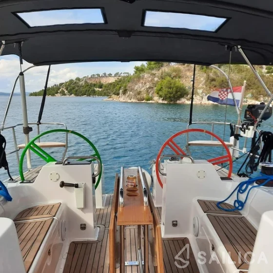 Elan Impression 40.1 - Photo #27 Elan Impression 40.1 - Yacht Charter Sailica