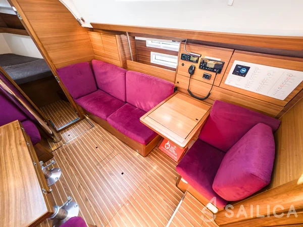 Elan Impression 40.1 - Photo #22 Elan Impression 40.1 - Yacht Charter Sailica