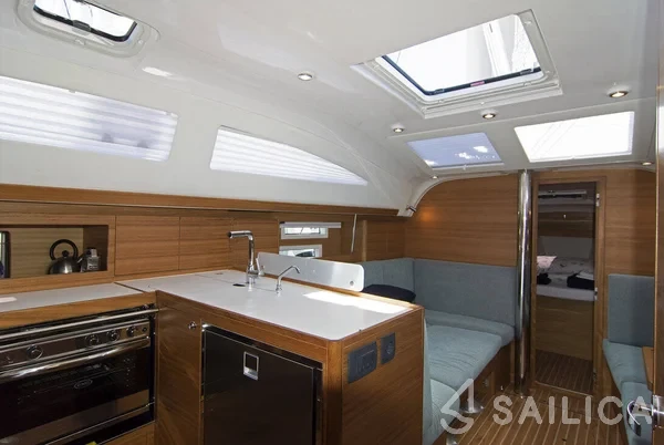 Elan Impression 40.1 - Photo #16 Elan Impression 40.1 - Yacht Charter Sailica