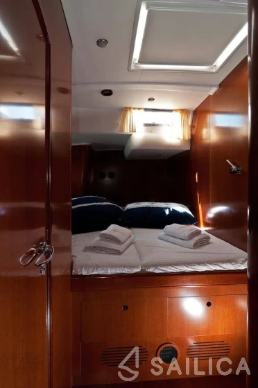 Beneteau 57 - Yacht Charter Sailica