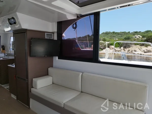 Bali Catspace - Yacht Charter Sailica