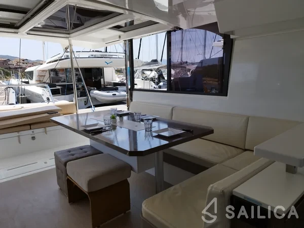 Bali Catspace - Yacht Charter Sailica