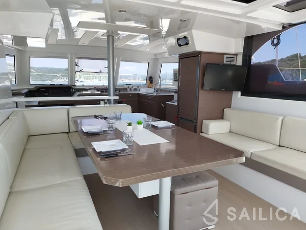 Bali Catspace - Yacht Charter Sailica