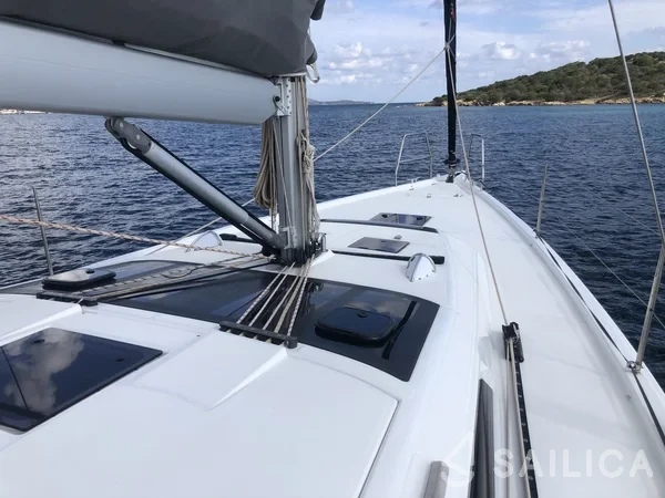 Dufour 430 - Yacht Charter Sailica