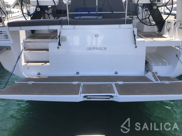 Dufour 530 - Yacht Charter Sailica