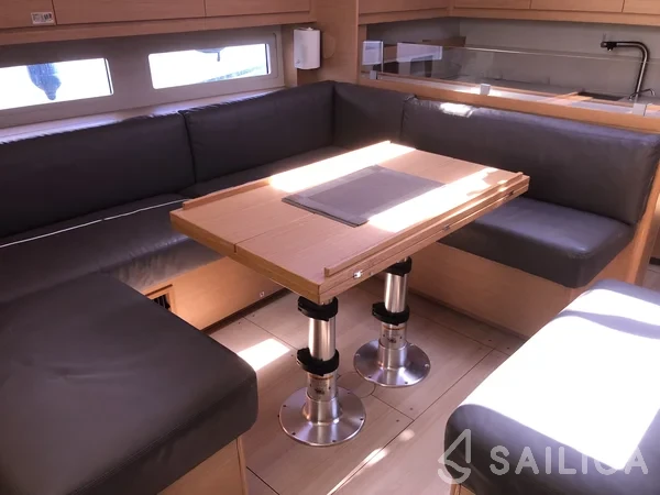 Dufour 530 - Yacht Charter Sailica