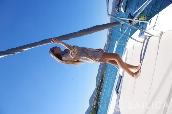 Bali 4.3 - Yacht Charter Sailica