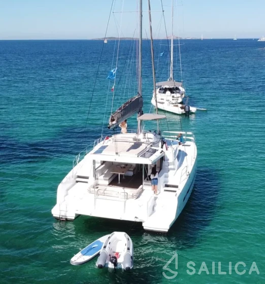 Bali 4.3 - Yacht Charter Sailica
