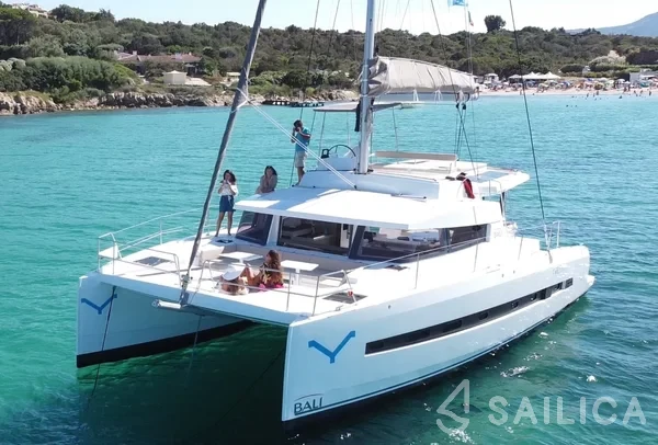 Bali 4.3 - Yacht Charter Sailica