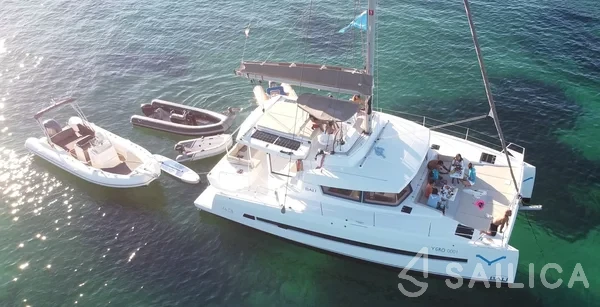 Bali 4.3 - Yacht Charter Sailica