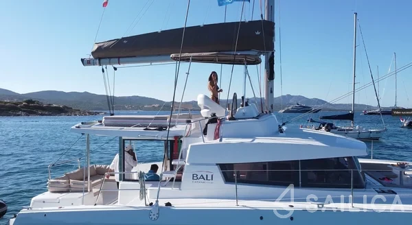 Bali 4.3 - Yacht Charter Sailica