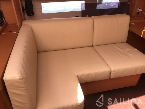 Dufour 56 Exclusive - Yacht Charter Sailica