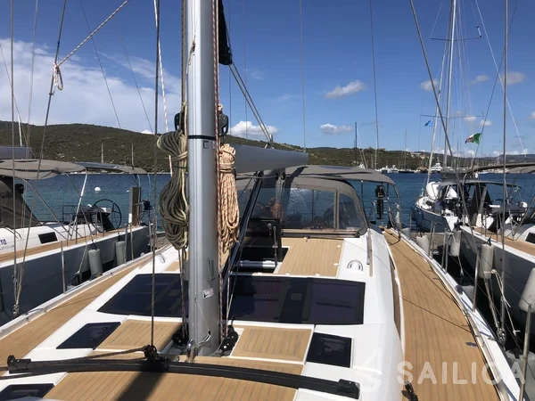 Dufour 56 Exclusive - Yacht Charter Sailica
