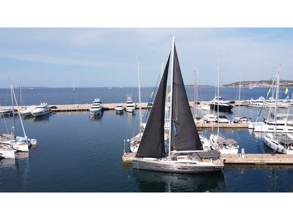 Dufour 56 Exclusive - Yacht Charter Sailica