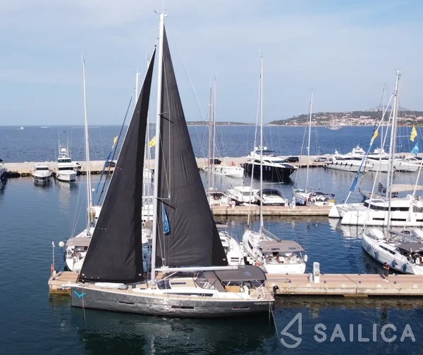 Dufour 56 Exclusive - Yacht Charter Sailica
