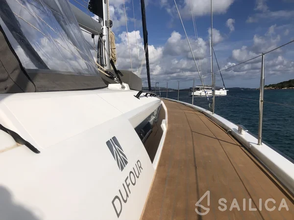 Dufour 530 - Yacht Charter Sailica