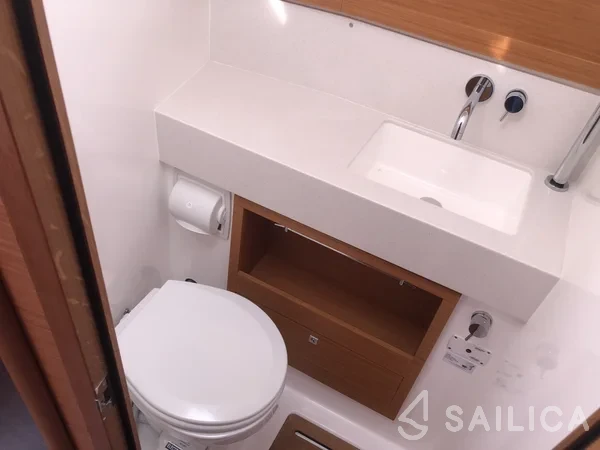 Dufour 530 - Yacht Charter Sailica