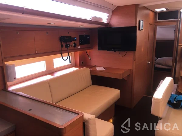 Dufour 530 - Yacht Charter Sailica