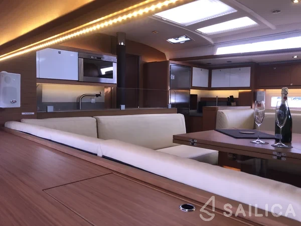 Dufour 530 - Yacht Charter Sailica